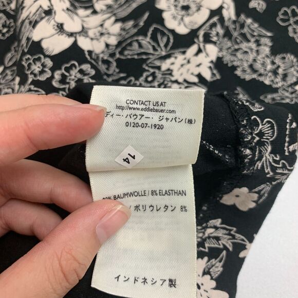 Eddie Bauer Shirt Womens S Small Black Beige Floral Short Sleeve Crew Stretch - Picture 9 of 12